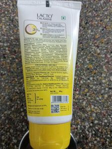 Lacto Calamine Sunscreen SPF 50