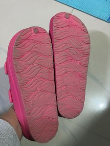 Pink Slides - Casual Comfort