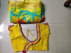 Beautiful Saree Embroiding Work With Blouse