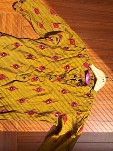 29) Vintage Patterned 3 Piece Suit