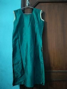 Emerald Green Kurta Set with Gold Embroidery