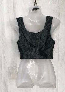 3206. Black Faux Leather Crop Vest