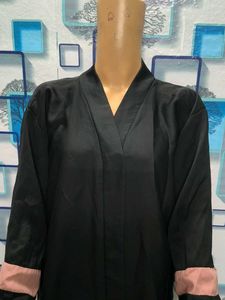 Elegant Black Abaya Burqa with Accents Design Pic