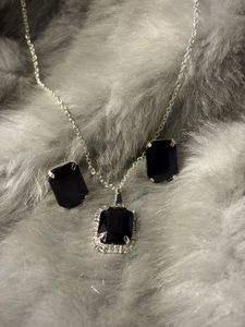 Emerald Green Gemstone Necklace &amp; Earrings Set