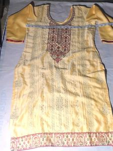 Beautiful Yellow Embroidered Kurta