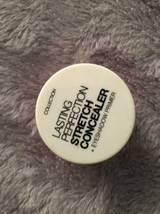 Concealer plus eyeshadow primer