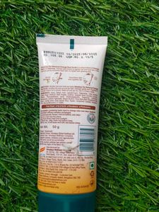Himalaya Tan Removal Scrub