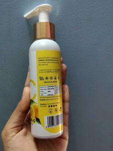 Milky Moon Vitamin C Face Wash