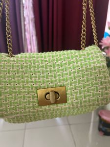 H&amp;M Chic Green Woven Chain Bag