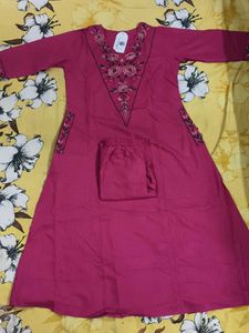 Embroidered Pink Kurta Set