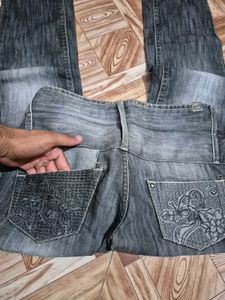 Pocket Embroidery Grey Vintage Jeans For Women