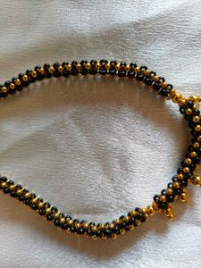 Elegant Black &amp; Gold Beaded Necklace