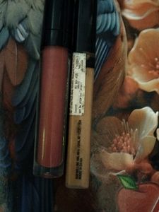 Combo Lipstick And Concealer