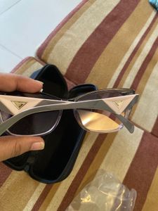 Stylish Sunglasses with Protective Case