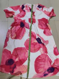 MAX Flowy Dress / top With pockets tag removed