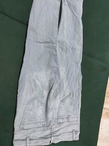 used 2 time Light Wash Denim Jeans