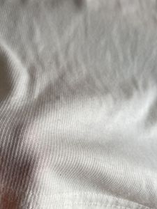 Crop white T-shirt