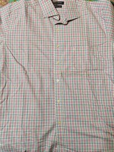 Men's Plaid Button-Up Shirt