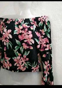 Off-Shoulder Floral Print Top