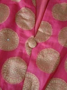 Elegant Pink Kurta with Gold Print