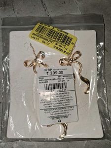 Elegant Bow Necklace &amp; Earring Set