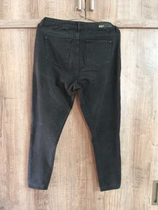 BRAND 'ONLY' BLACK JEANS