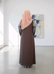 🌸Dubai Imported Dual-Tone Embroidered Abaya