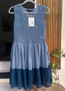 Ruffle Dress - Blue Sleeveless Size: 34-36
