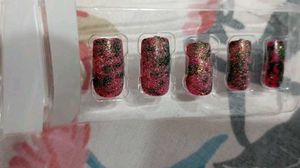 Savni Gel Effect Manicure False Nails