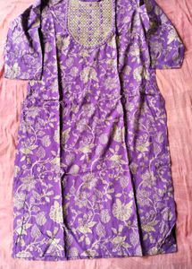 women purple kurti