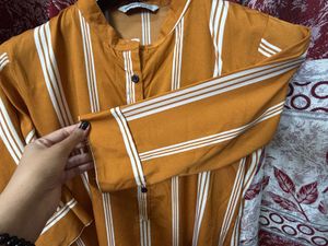 Women Striped Mandarin Collar High-Low Kurta