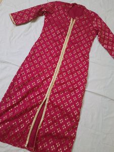 Women Bandhani Print Front Slit Kurta