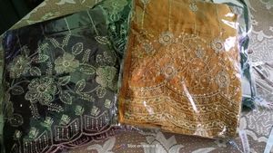 unstitched dress materials (price for 1)