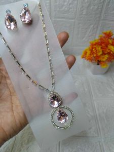 Elegant Pink Crystal Necklace Set
