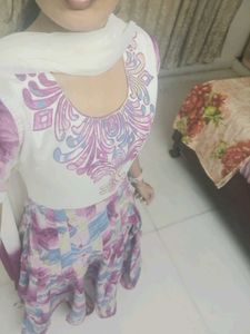 Stylish Floral Print Kurta Set