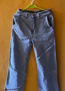 Light Wash straight fit Jeans