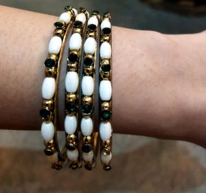 Set Of 4 Bangles. Bangles. White And Green Bangles.  4 Bangles