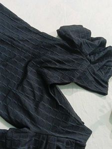 Chic Black Puff Sleeve V-Neck Dress