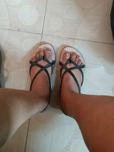 Stylish Black Flat Sandals