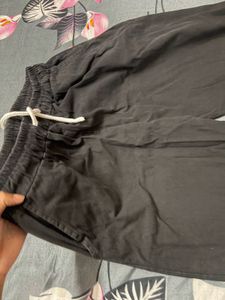Comfortable Black Drawstring Pants / joggers