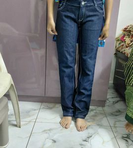 Revolta Dark Wash Flared Jeans