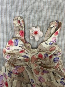 Floral Tulip Print Sleeveless Top