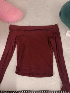 preety maroon top