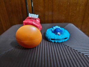 2 toys McDonald's and burger King freebies