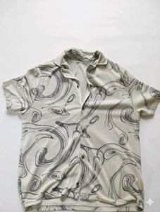 Zara Unique Swirl Pattern Short Sleeve Shirt