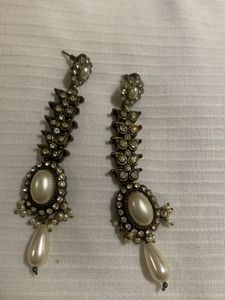 Elegant Pearl Necklace &amp; Earring Set