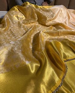Gold kanjeevaram tissue silk moti banarasi saree