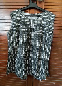 Stylish Sleeveless Printed Top