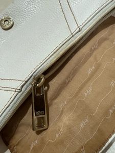 Vintage Mango White Shoulder Bag 🤍