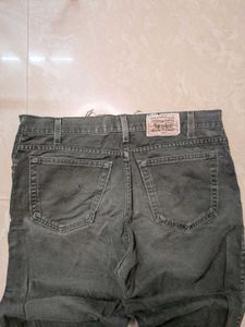 Distressed Levi's Denim Jeans